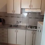 With Parking Space - 366 * 比奥格勒·纳·莫鲁