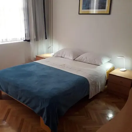 Apartments With Parking Space Biograd Na Moru - 366