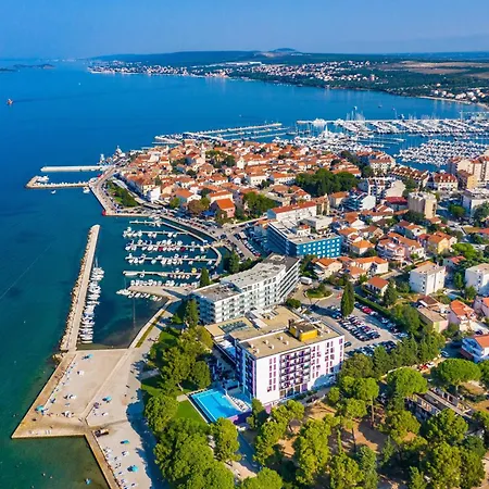 Apartman Apartments With Parking Space Biograd Na Moru - 366