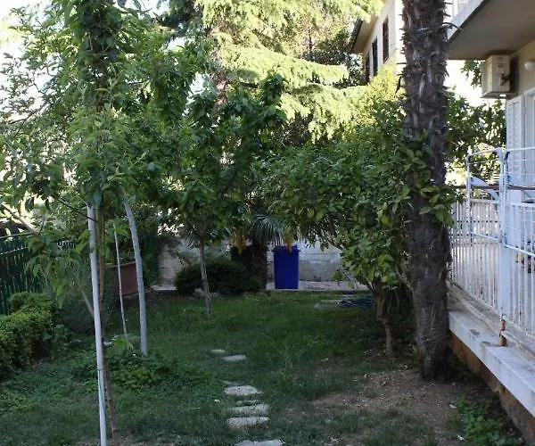 Apartments With Parking Space Biograd Na Moru - 366 *